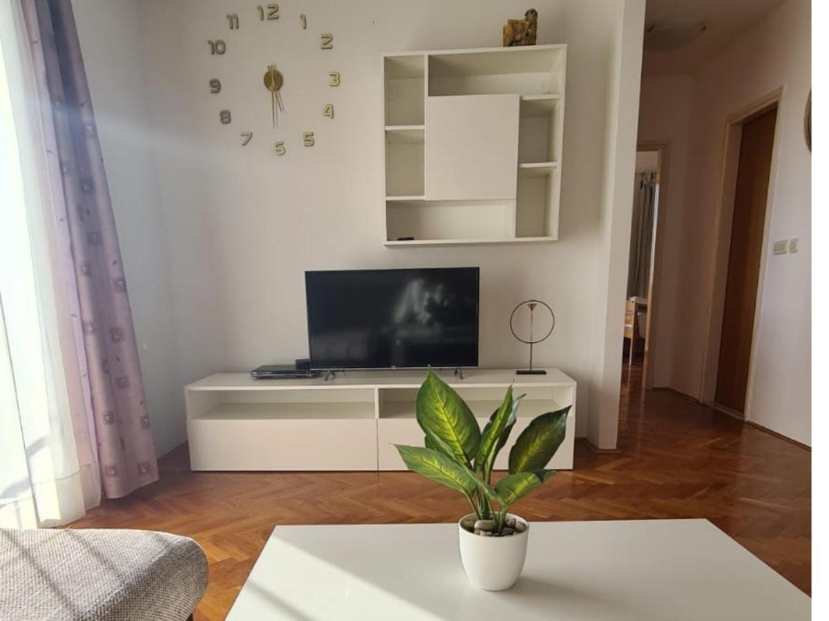 Apartman Ljubav Makarská Exteriér fotografie